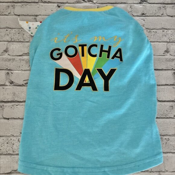 Top Paw Tshirt And Bandana Set “Its My Gotcha Day” Size Small NWT - Picture 1 of 3
